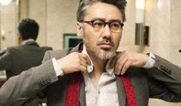 娱乐圈爆料与科学家对比,揭秘真实与虚构的奥秘